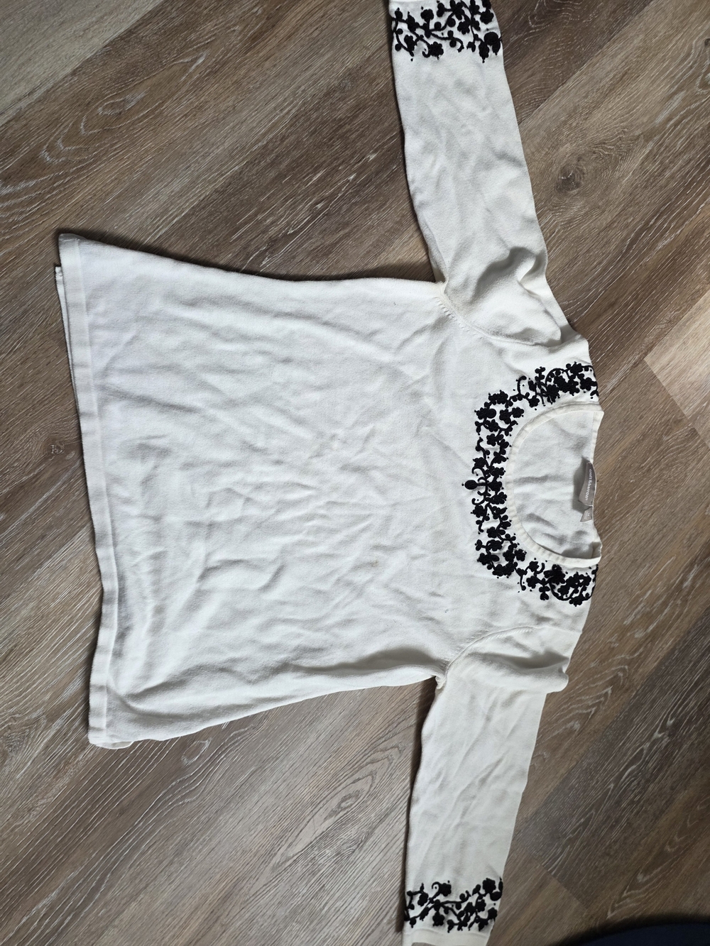croft & barrow White Knit Top with Black Floral Trim